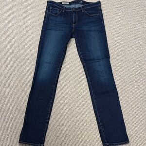 AG Harper Essential Straight Jeans, Size 30R
